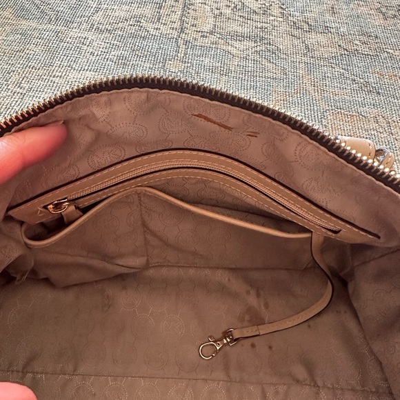 Michael Kors Large Signature Grayson Large Satchel - Picture 11 of 13